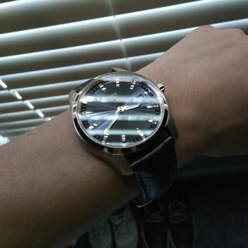 Citizen Eco-Drive watch with brown, alligator band - Picture 3 of 8